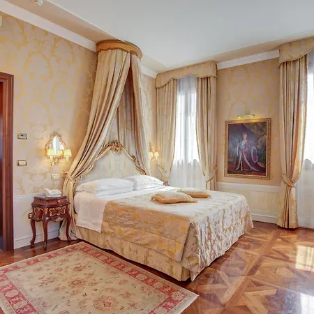 Hotel Canal Grande Venice