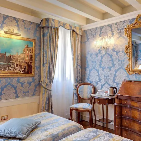 Canal Grande Hotel Venice