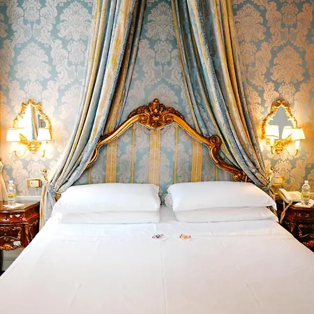 Canal Grande Hotel Venice