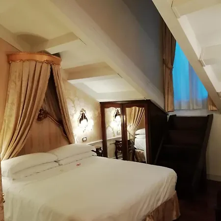 Hotel Canal Grande Venice