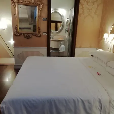كانال غرانده فندق 4*