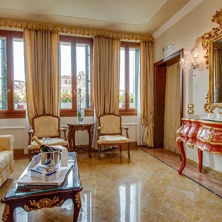 Hotel Canal Grande
