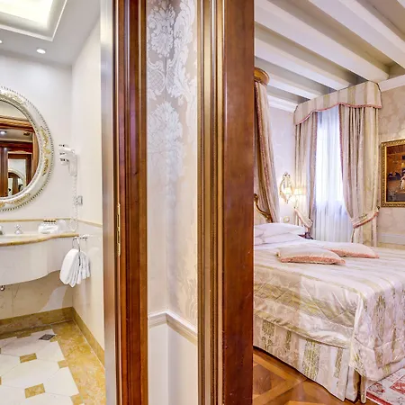 Canal Grande 4*