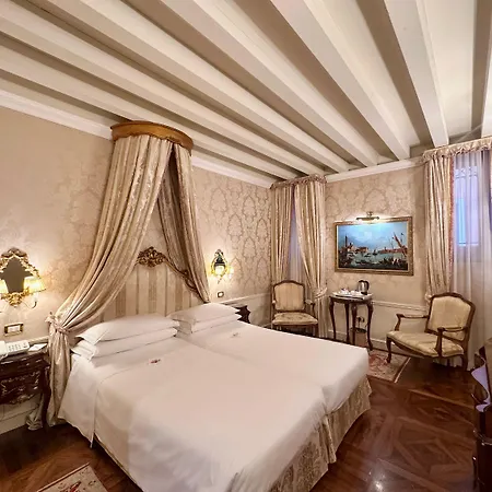 Hotel Canal Grande