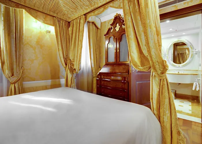 Hotel Canal Grande 4*