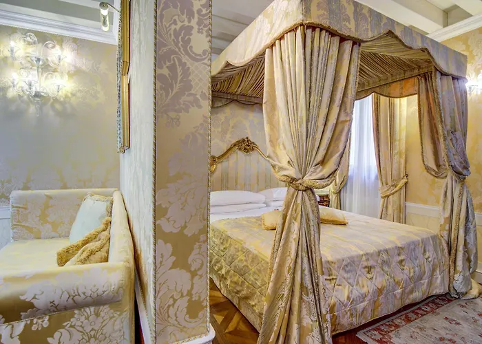 Canal Grande 4* ונציה