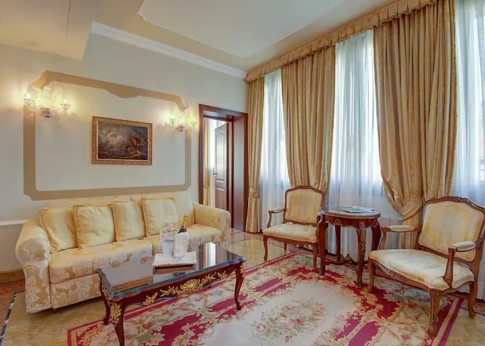 Canal Grande Hotel 4*