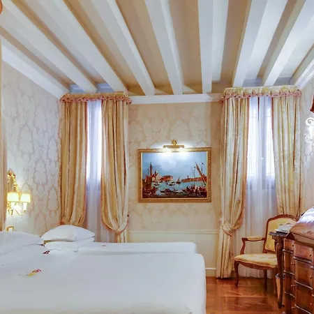 מלון Canal Grande 4*