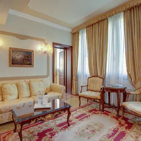 大运河酒店 酒店 4*