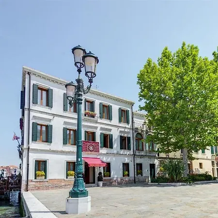 Canal Grande מלון 4*