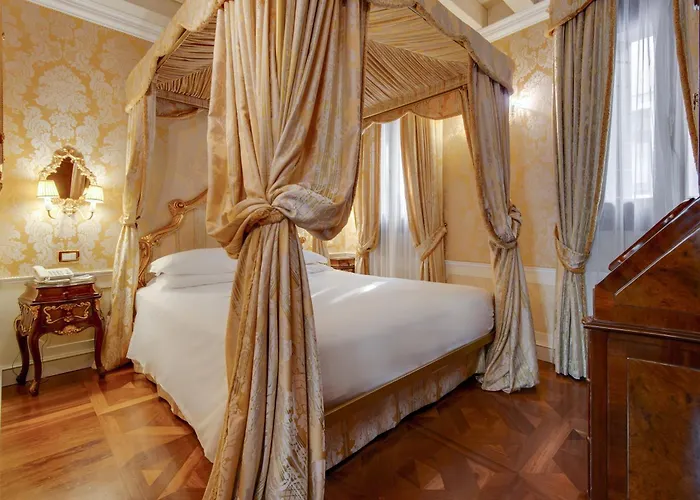 Hotell Canal Grande 4*