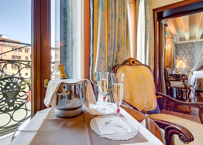 Hotell Canal Grande 4*