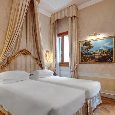 Canal Grande Hotell 4*