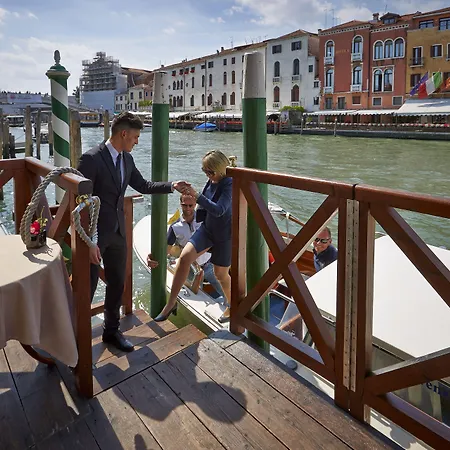 Canal Grande Hotell